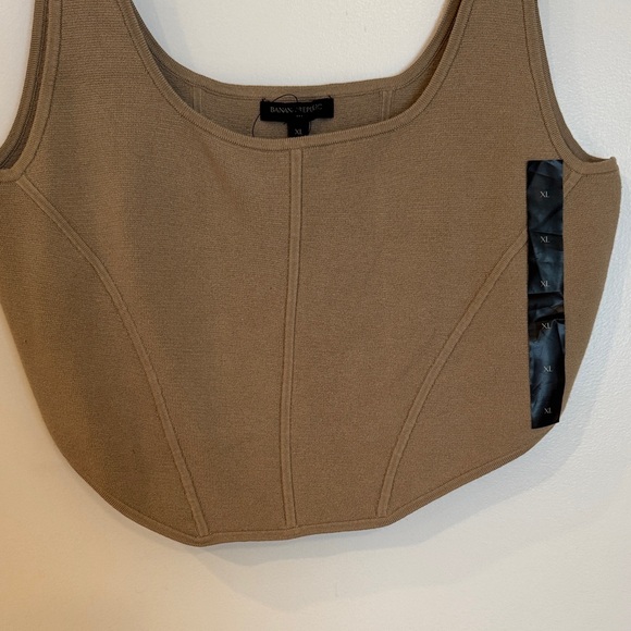 NEW Banana Republic Tan Sleeveless Top - Picture 4 of 5